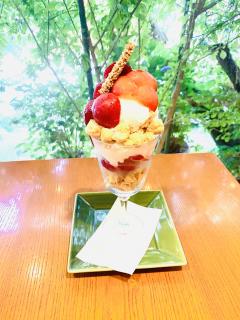 すもものパフェ♪