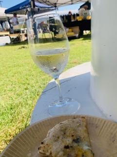 白ワインとピザ♪楽しみました〜^_^!