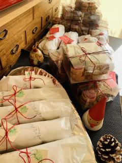 クリスマスギフトが店頭に並んでおりまーす♪